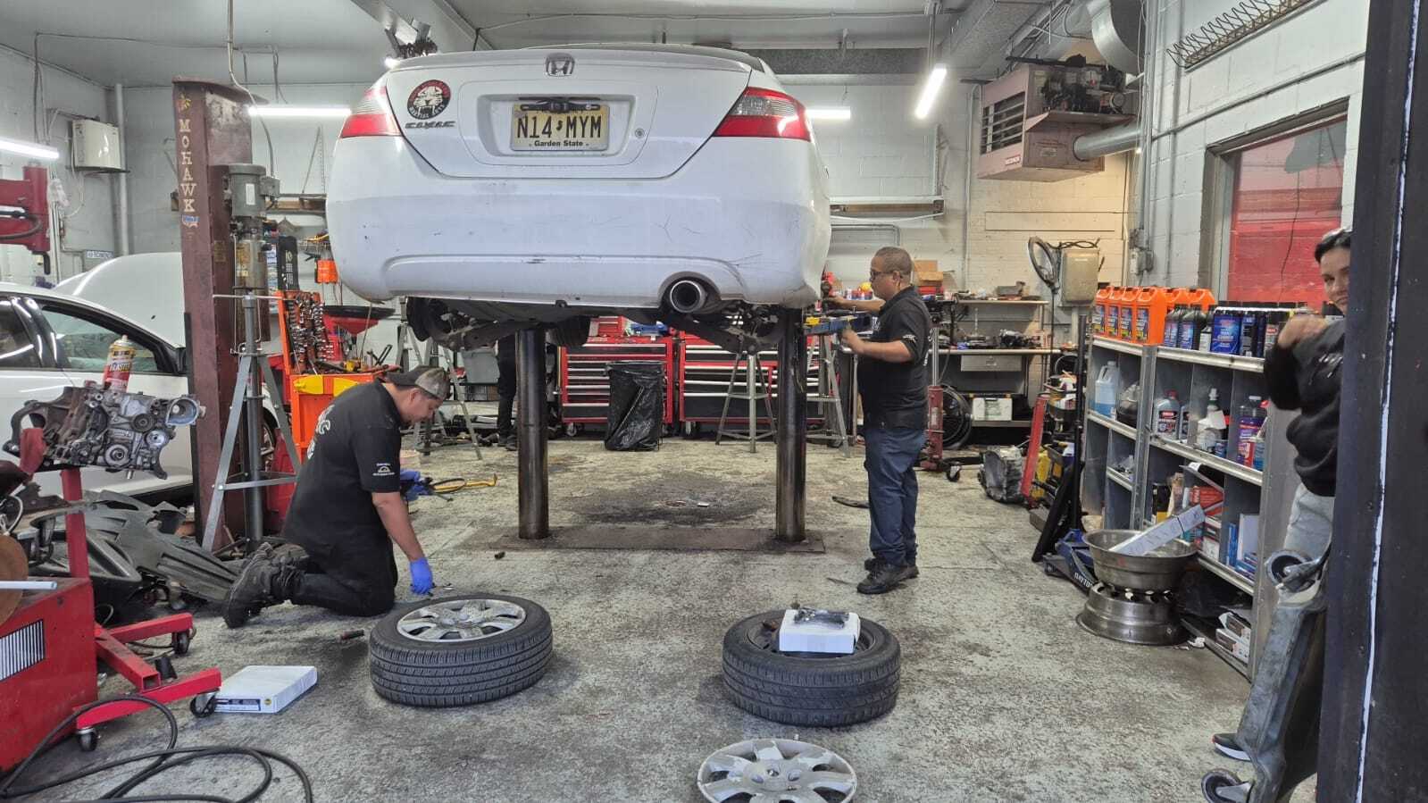 G & D Transmission shop image 3