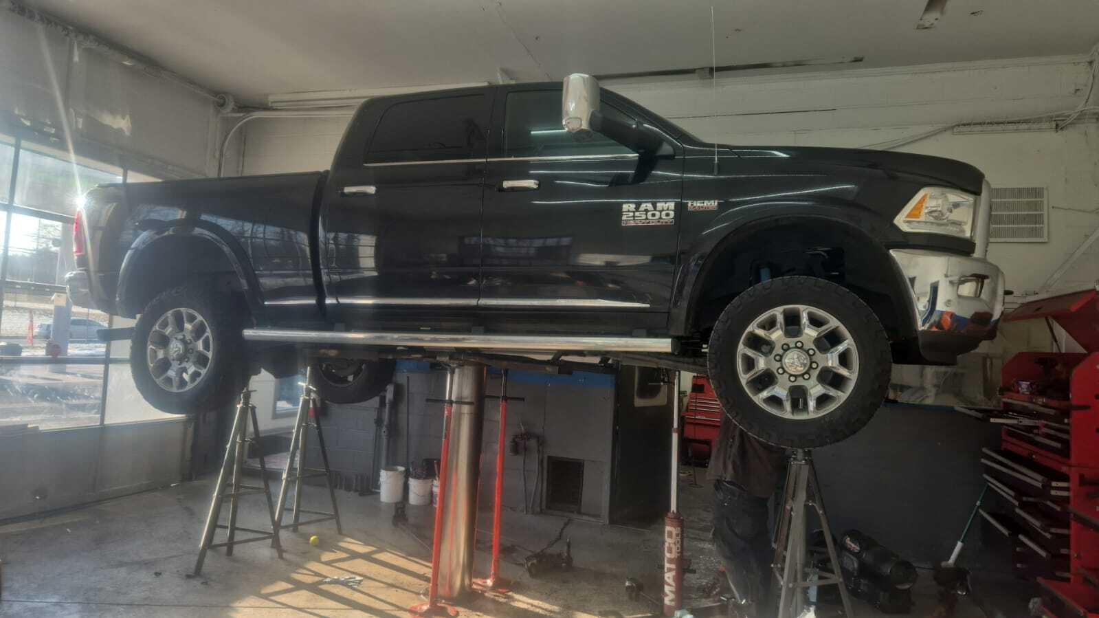G & D Transmission shop image 2